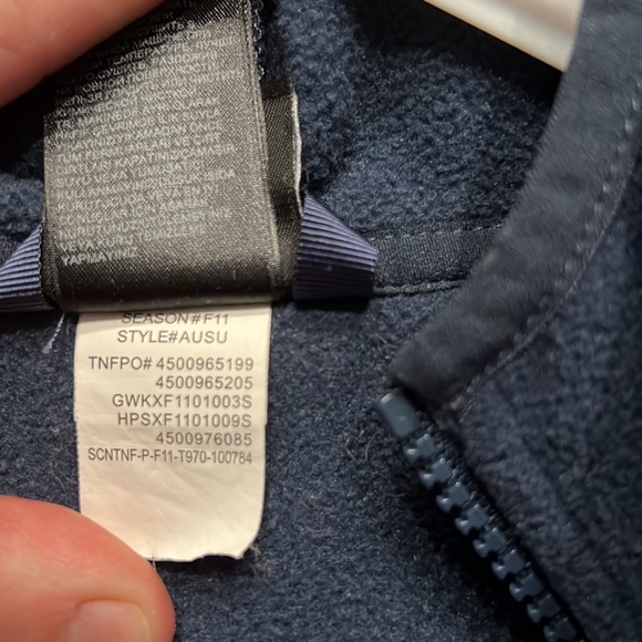 The north face zip-up hoodie - Picture 9 of 9